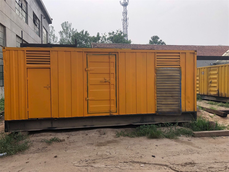 浉河发电机出租进行负载测试时，电瓶电量不足的具体判断标准是什么？